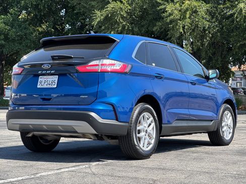 Used 2024 Ford Edge SEL AWD/4WD image 4
