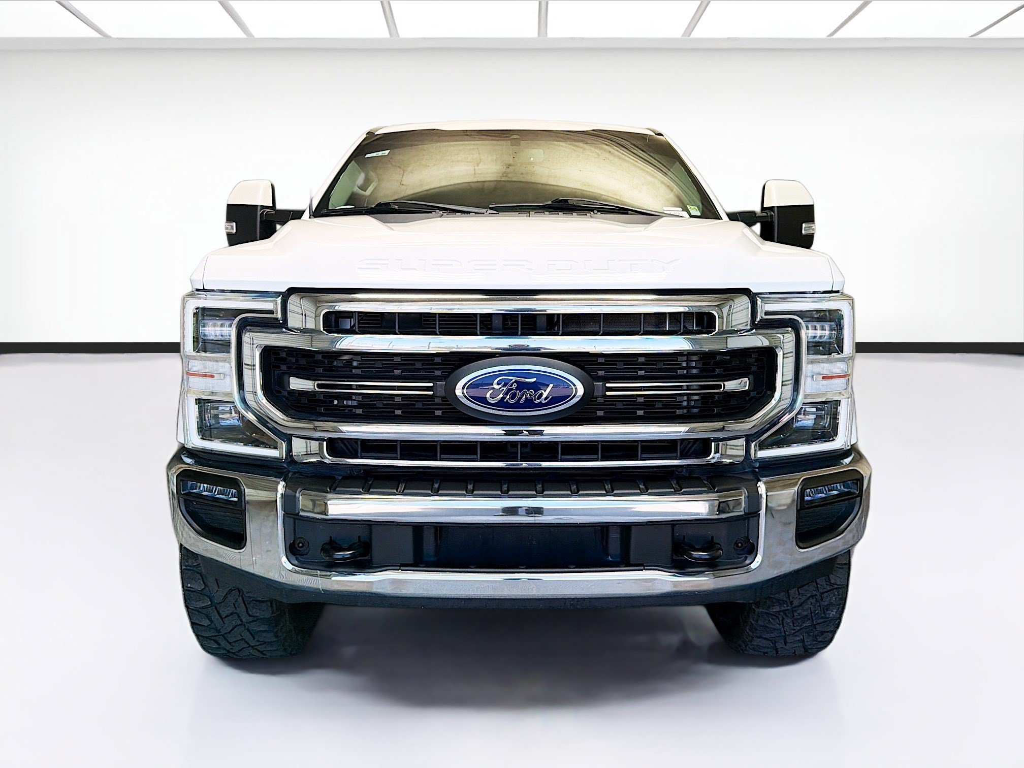 Used 2021 Ford F250 Lariat w/ Lariat Ultimate Package AWD/4WD image 2