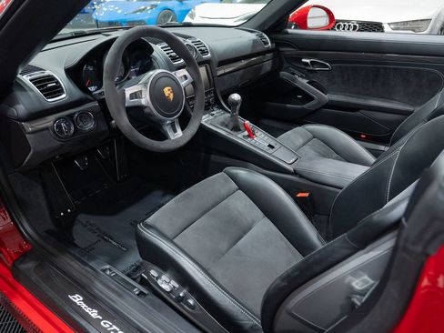Used 2016 Porsche Boxster GTS RWD image 28