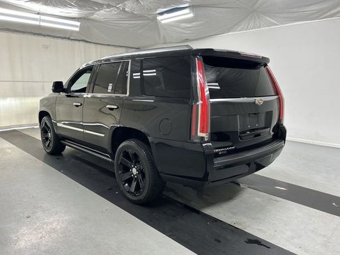 Used 2020 Cadillac Escalade Platinum AWD/4WD image 6