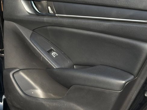 Used 2021 Honda Accord Sport image 24