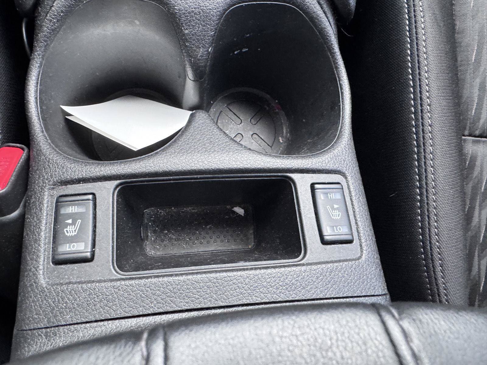 Used 2020 Nissan Rogue SV AWD/4WD image 17