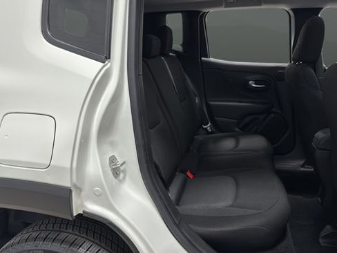Used 2023 Jeep Renegade Latitude w/ Sun & Fun Group AWD/4WD image 26