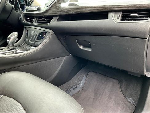 Used 2017 Buick Envision Essence FWD image 26