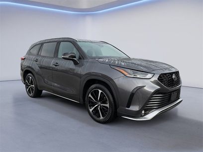 Used 2022 Toyota Highlander XSE