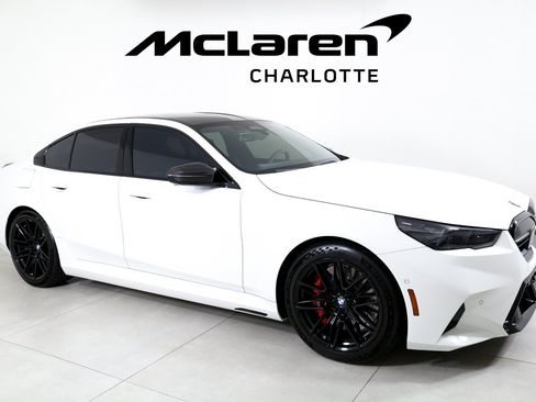 Used 2026 BMW M5 w/ Carbon Package AWD/4WD image 2
