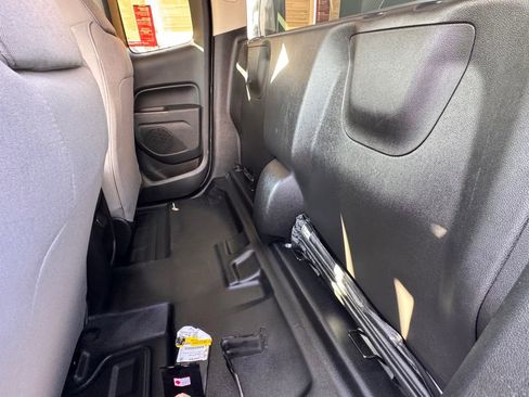 Used 2022 Chevrolet Colorado W/T w/ WT Convenience Package image 20