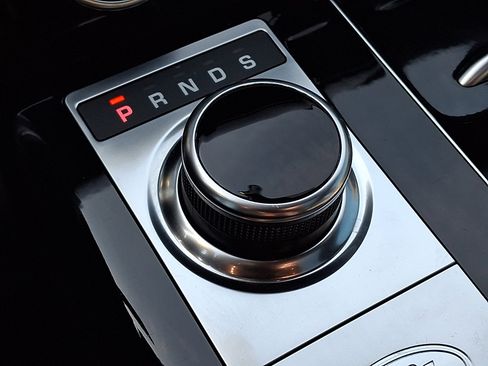 Used 2021 Land Rover Range Rover Westminster Edition image 15