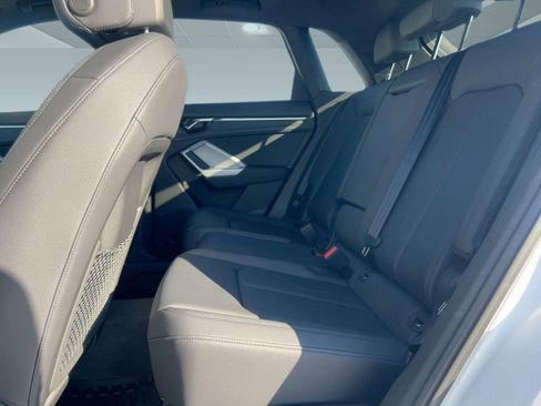 New 2025 Audi Q3 2.0T Premium image 15