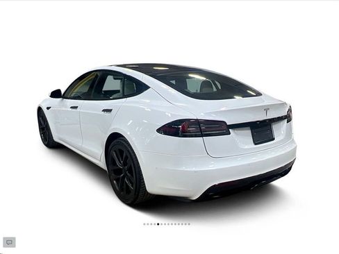Used 2022 Tesla Model S image 11