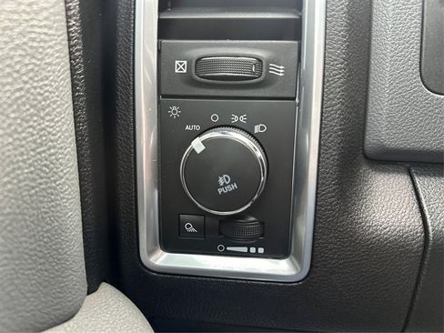 Used 2018 RAM 1500 Big Horn image 27