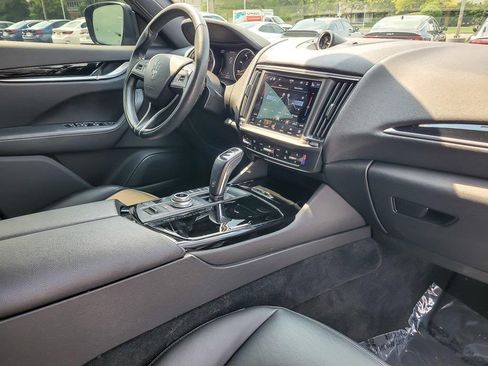 Used 2022 Maserati Levante GT image 24
