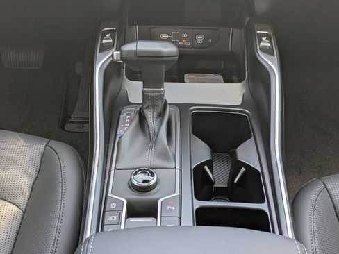 New 2026 Kia Sorento S FWD image 17