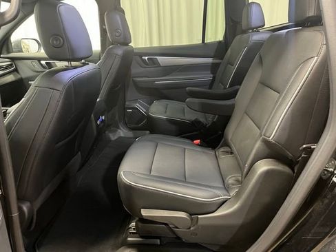 Used 2025 Buick Enclave Preferred image 26