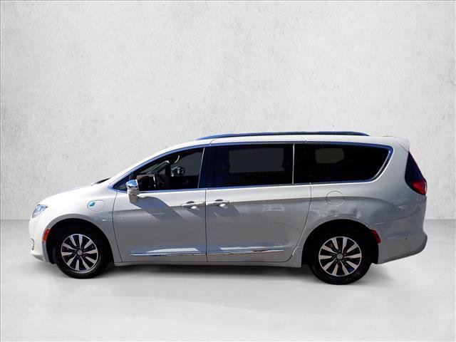 Used 2020 Chrysler Pacifica Limited w/ Advanced Safetytec Group FWD image 2