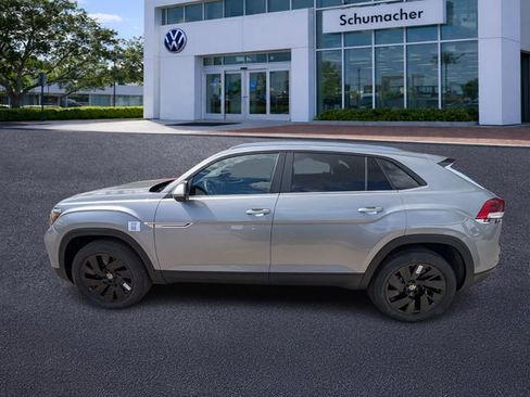 New 2026 Volkswagen Atlas Cross Sport SE FWD image 4