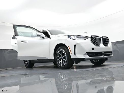 New 2026 BMW X3 xDrive30 w/ Premium Package image 41
