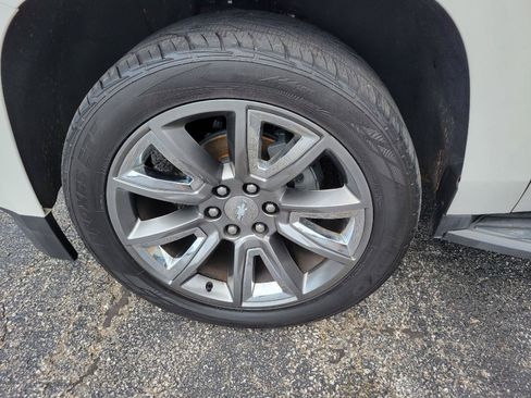 Used 2018 Chevrolet Tahoe LT RWD image 19