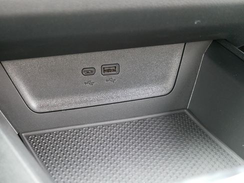 New 2026 Chevrolet Equinox RS w/ Convenience Package III AWD/4WD image 20