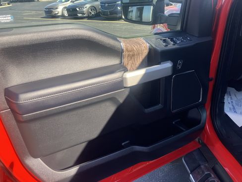 Used 2019 Ford F450 Lariat w/ Tow Technology Bundle AWD/4WD image 22