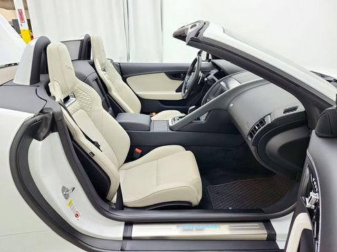 Certified 2024 Jaguar F-TYPE R AWD/4WD image 28