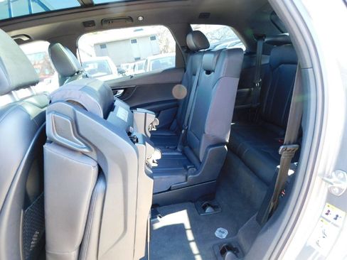 Used 2017 Audi Q7 3.0T Premium Plus image 27