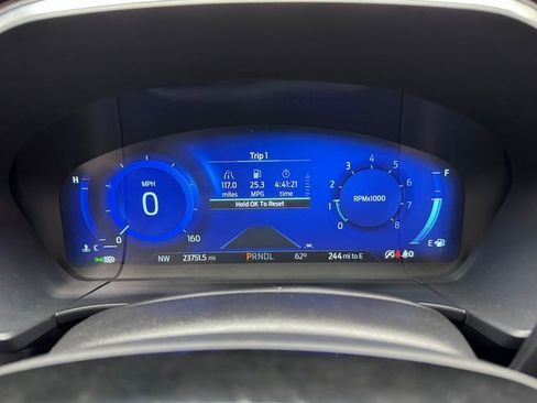 Certified 2022 Ford Escape Titanium w/ Class II Trailer Tow Package image 15