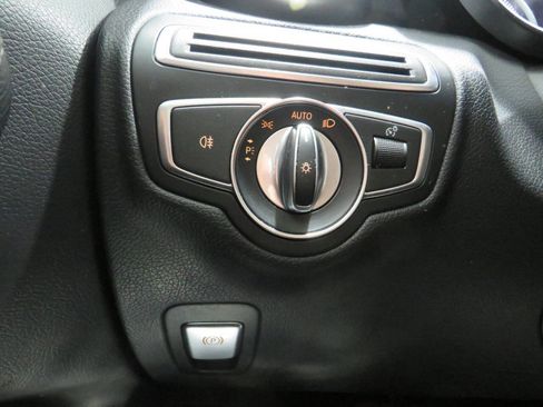 Used 2017 Mercedes-Benz C 300 4MATIC Sedan w/ Premium 1 Package image 18