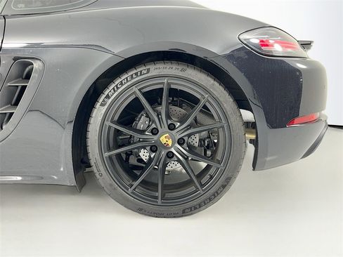 Certified 2025 Porsche 718 Cayman image 11