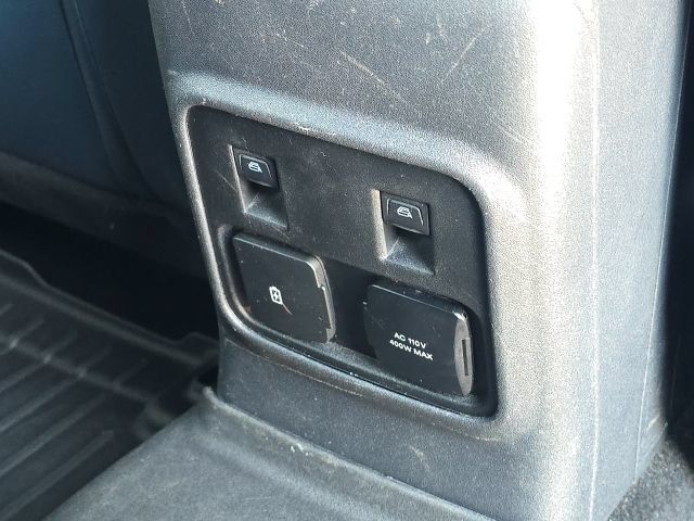 Certified 2024 Ford Bronco Outer Banks w/ Sasquatch Package AWD/4WD image 19
