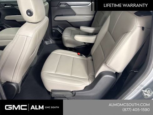 New 2026 GMC Acadia Elevation w/ Elevation Premium Package FWD image 22
