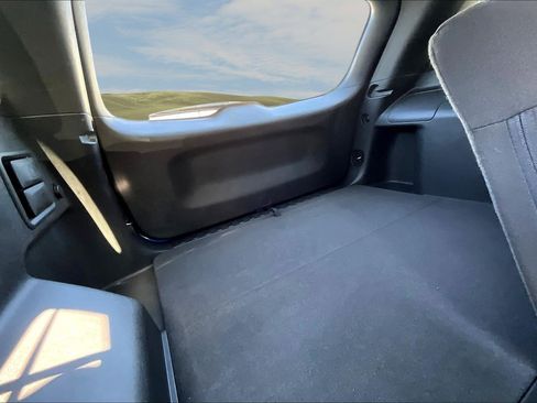 Used 2024 Chevrolet Equinox LT image 17