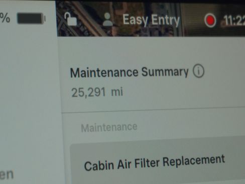 Used 2023 Tesla Model 3 Standard Range image 21