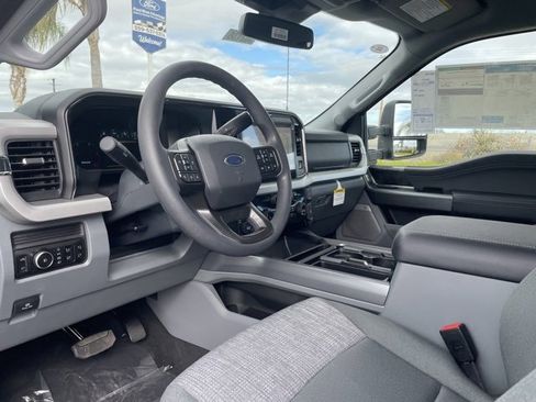 New 2026 Ford F250 XLT w/ XLT Premium Package image 9