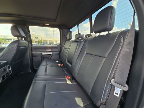 Used 2022 Ford F250 Lariat w/ Lariat Ultimate Package AWD/4WD image 28