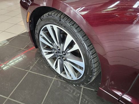 Used 2017 Lincoln MKZ Reserve w/ Climate Package AWD/4WD image 33