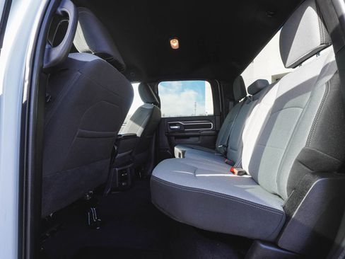 Used 2024 RAM 2500 Big Horn image 31