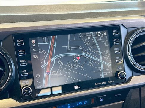 Used 2020 Toyota Tacoma Limited image 13