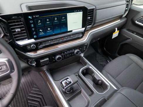 New 2026 Chevrolet Silverado 1500 LT AWD/4WD image 23