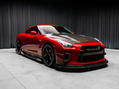 Used 2020 Nissan GT-R Premium w/ Premium Interior Package AWD/4WD image 23