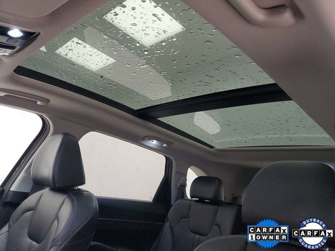 Used 2024 Kia Sorento S w/ Panoramic Sunroof Package FWD image 25
