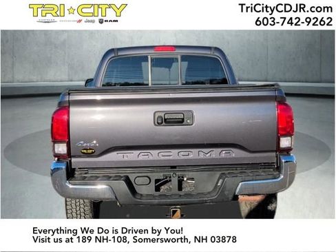 Used 2018 Toyota Tacoma SR5 image 4