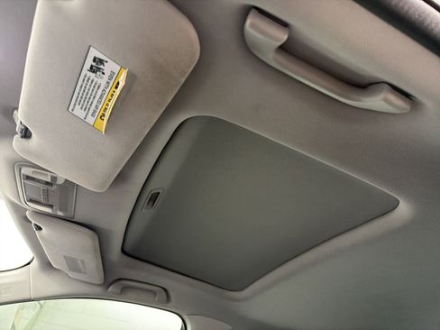 Used 2017 Acura ILX w/ Premium Package FWD image 15