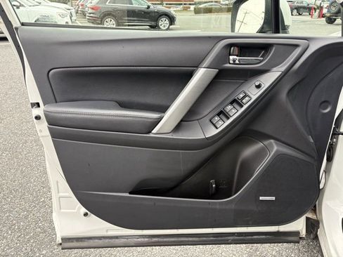 Used 2014 Subaru Forester 2.0XT Touring image 10