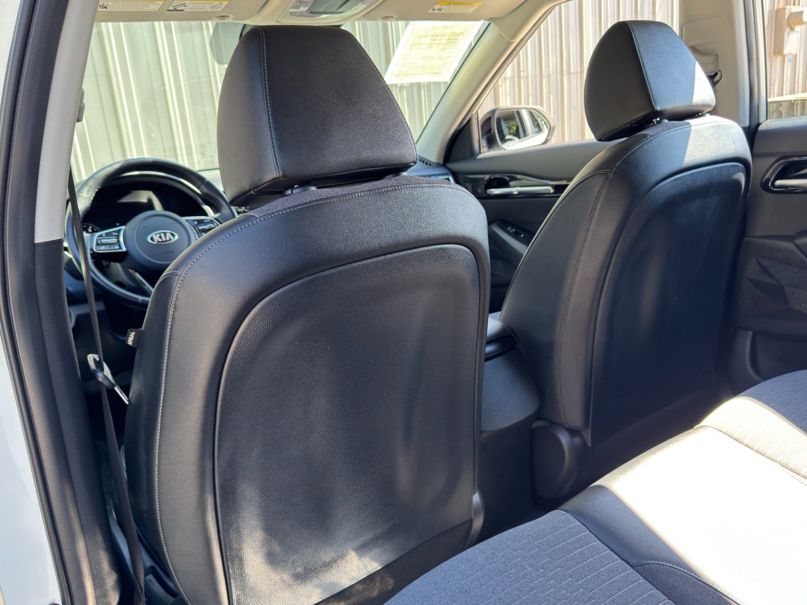 Used 2021 Kia Seltos S FWD image 27