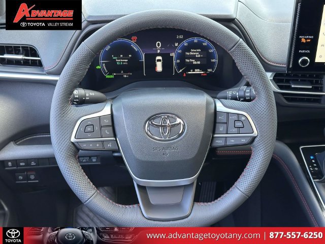 Used 2026 Toyota Sienna XSE FWD image 19