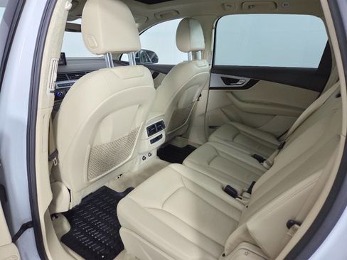 Used 2019 Audi Q7 2.0T Premium Plus w/ Premium Plus Package AWD/4WD image 24