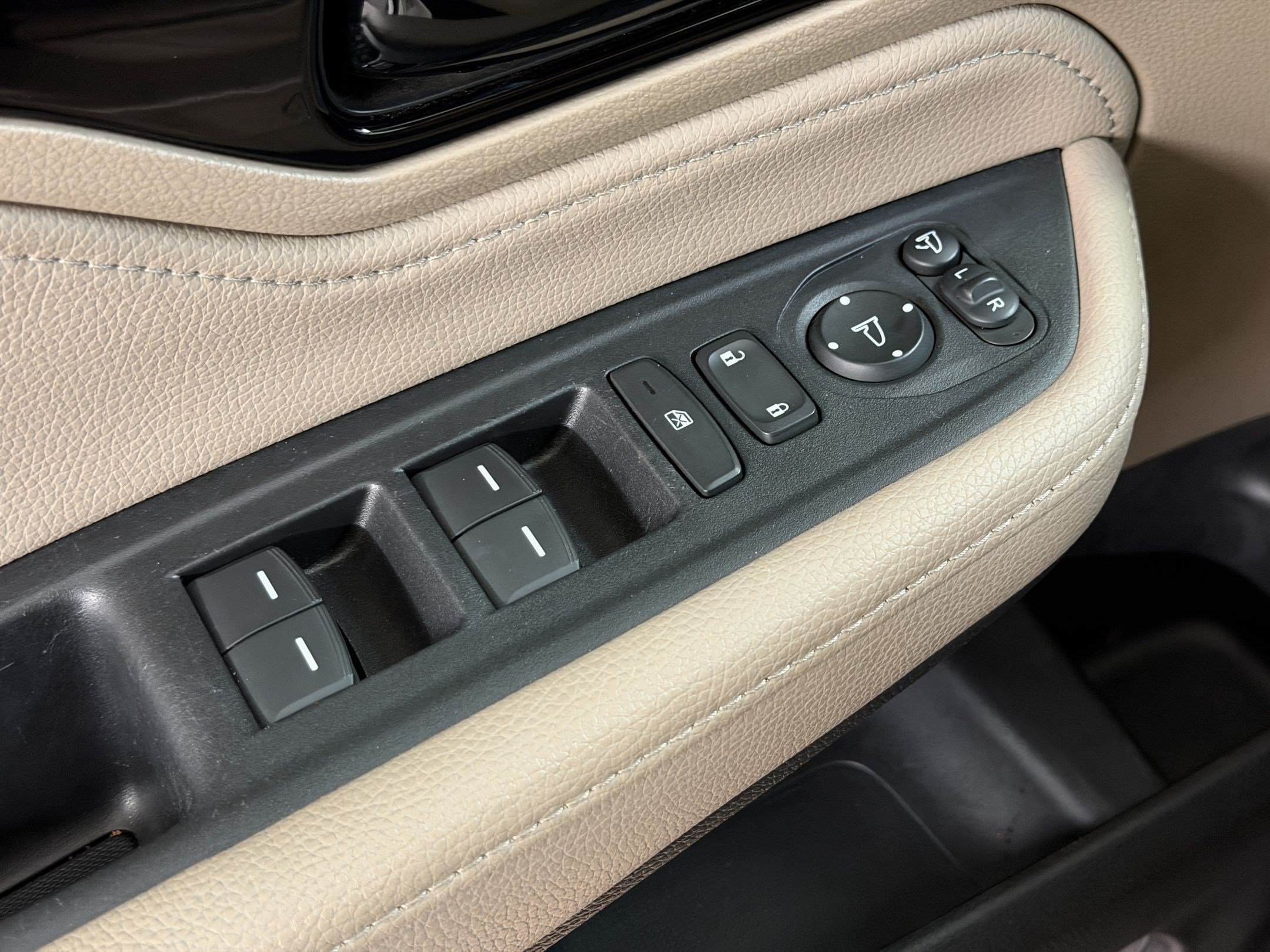 Certified 2024 Honda Odyssey Elite image 14