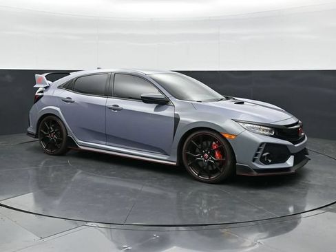 Used 2019 Honda Civic Type R image 3