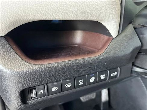 Used 2024 Toyota RAV4 Limited w/ Advanced Technology Package AWD/4WD image 18